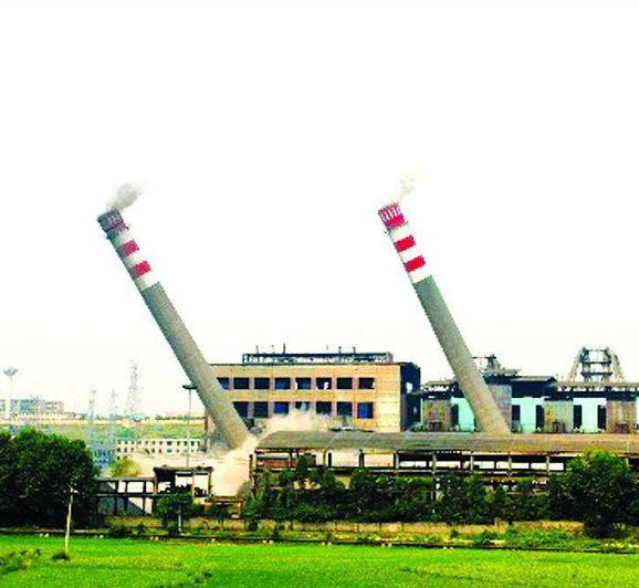 高空拆除-煙囪拆除新聞