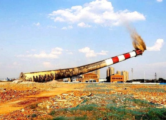 煙囪定向拆除操作要點