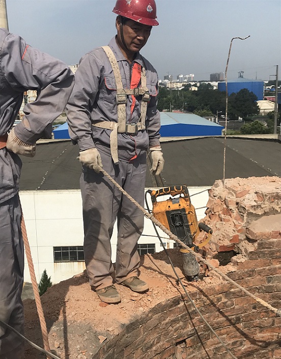 煙囪拆除方法與操作事項(xiàng)