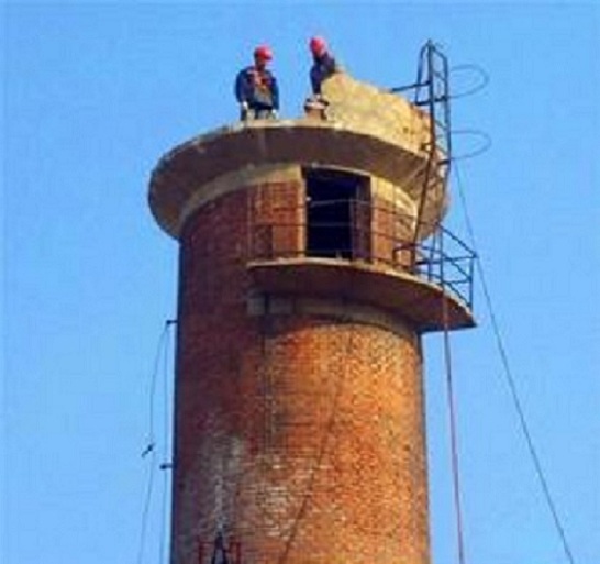 煙囪拆除應(yīng)該如何選擇專業(yè)的？