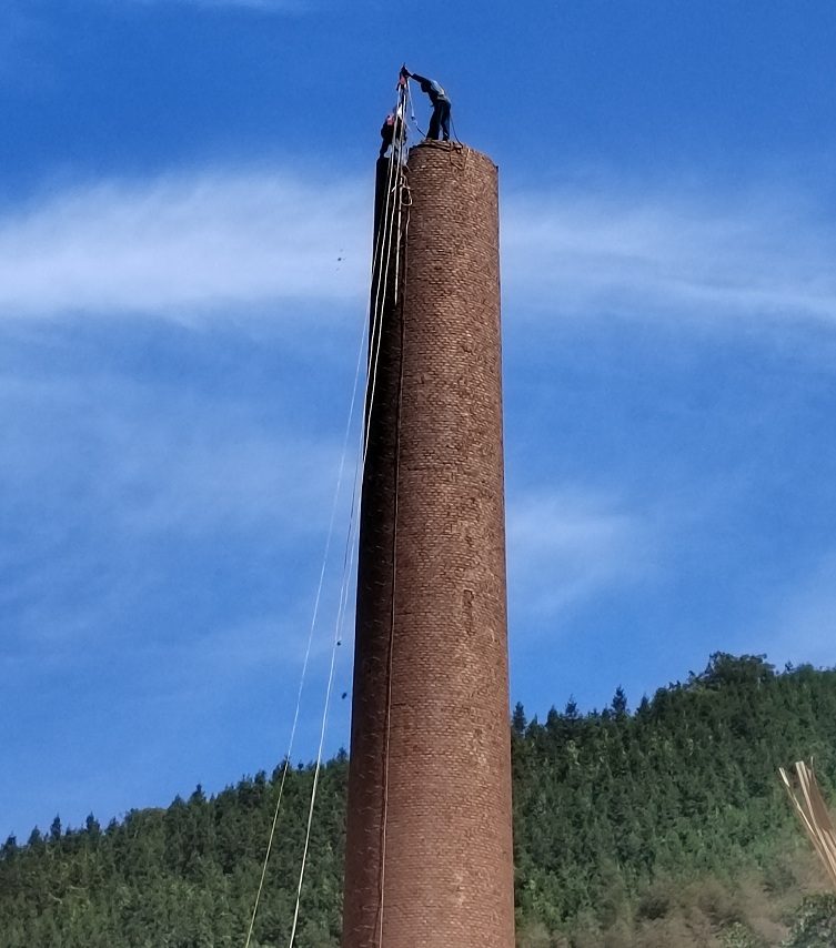 煙囪人工拆除費(fèi)用報(bào)價(jià)表   煙囪人工拆除方案