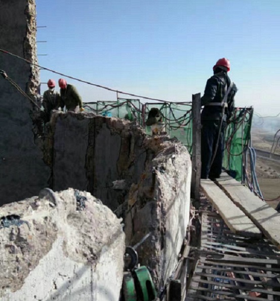 煙囪拆除-煙囪周圍空間小如何進(jìn)行安全拆除？