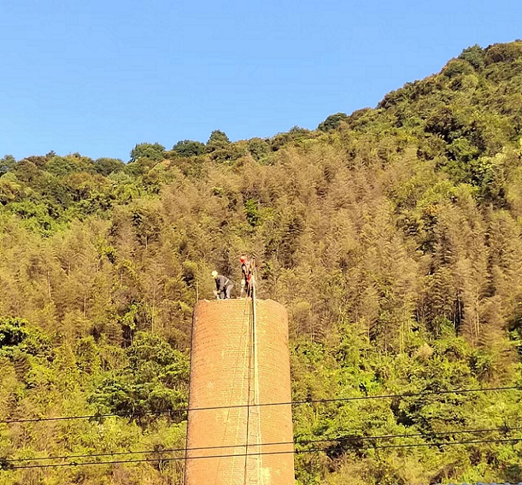 煙囪拆除公司技術(shù)特別 創(chuàng)新施工