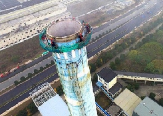 重慶煙囪拆除-展現(xiàn)水泥煙囪拆除技術的高超水平