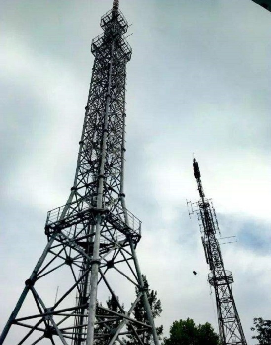 烏魯木齊鐵塔拆除：根據(jù)現(xiàn)場，如何選擇合適的拆除方案