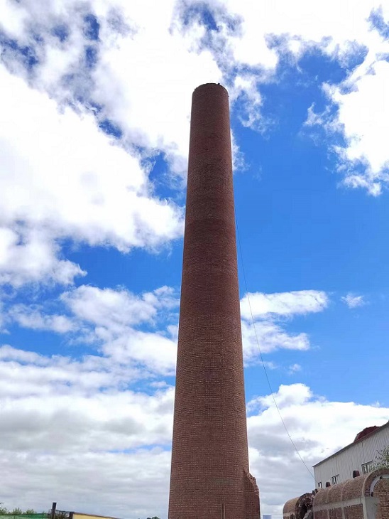 水塔拆除:技術(shù)高超,經(jīng)驗(yàn)豐富的專(zhuān)業(yè)之選