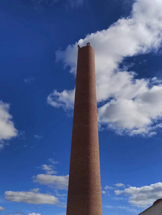 煙囪拆除公司:服務(wù)升級,滿足客戶多樣需求