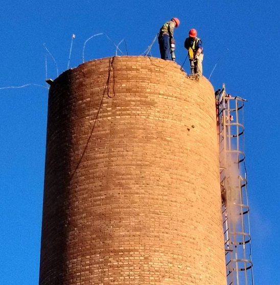 高空拆除作業(yè):專業(yè)規(guī)范與安全保障的深度解析
